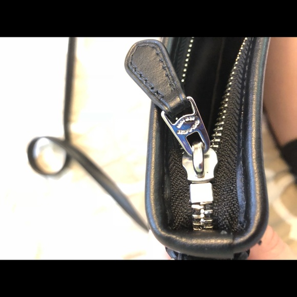 Coach Purse! Authentic - Picture 6 of 6